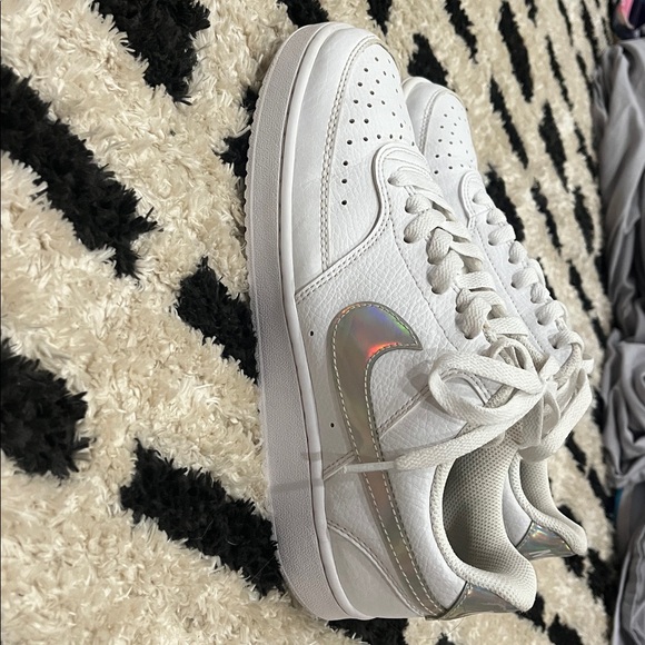 White Nike Sneakers with Iridescent logos size 8 1/2 women’s - Picture 1 of 8